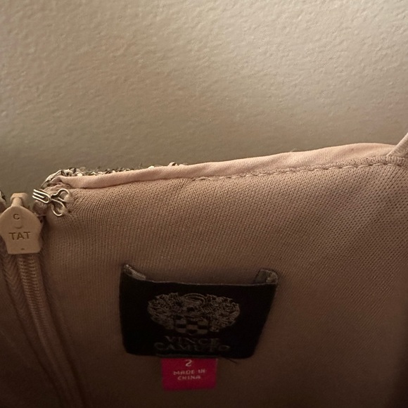 Vince Camuto Gold sequins dress size 2 - Picture 7 of 7